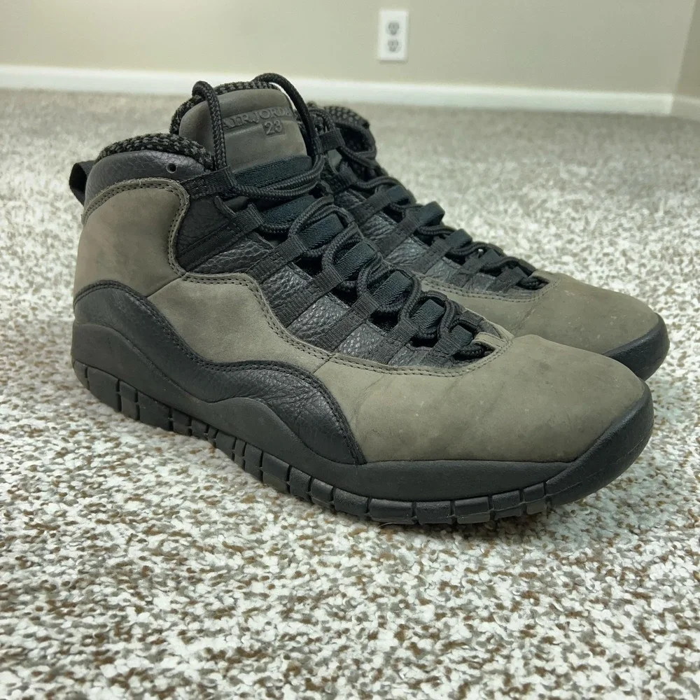 Jordan Shoes Mens Size 10.5 Gray Air 10 Retro Shadow Basketball Sneaker Mid Rise